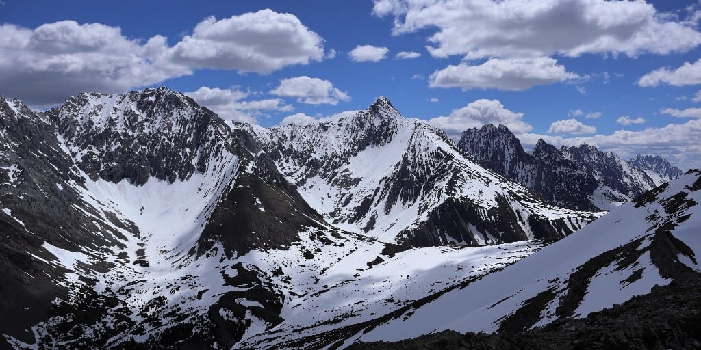 Stride To the Summit of the Spectacular Opal Ridge